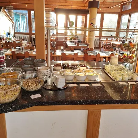 Hotel Gaestehaus St. Martin Ulmen