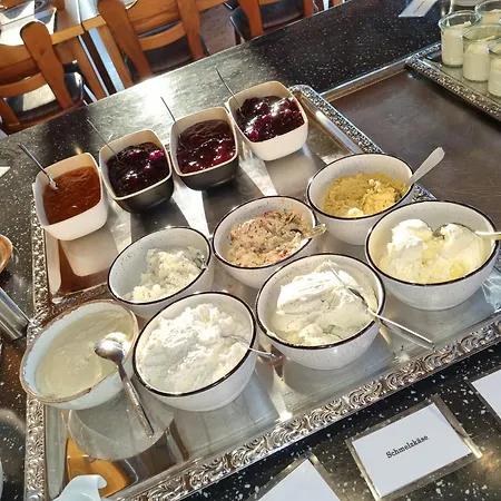 Hotel Gaestehaus St. Martin *