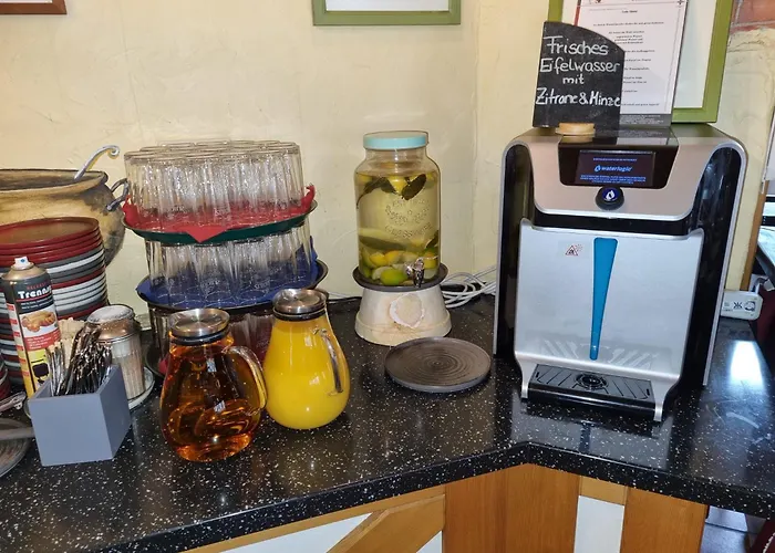 Gaestehaus St. Martin * Ulmen